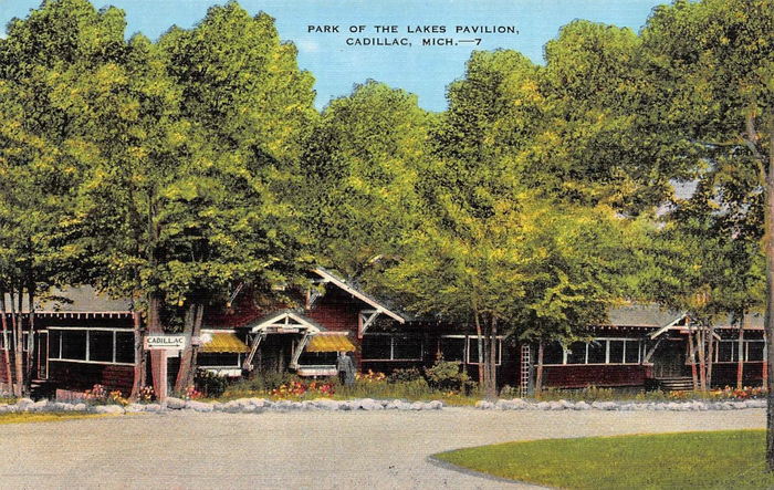 Park of the Lakes Pavilion - Vintage Postcard